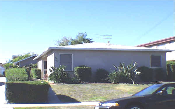 921 S Marguerita Ave in Alhambra, CA - Building Photo