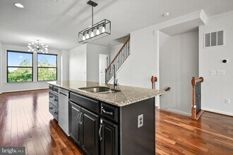 23493 Adagio Terrace in Ashburn, VA - Building Photo - Building Photo
