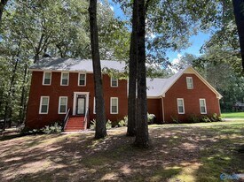 146 Bob White Dr in Decatur, AL - Building Photo