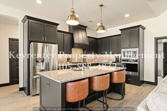 2805 Crystal Creek Dr in Yukon, OK - Building Photo - Building Photo