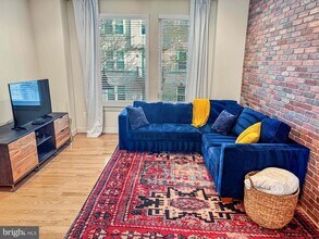 5610 45th Ave in Hyattsville, MD - Building Photo - Building Photo