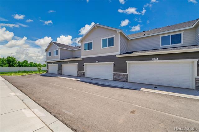 427 Condor Wy in Johnstown, CO - Building Photo - Building Photo