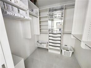 600 Misty Pines Cir-Unit -F-204 in Naples, FL - Building Photo - Building Photo