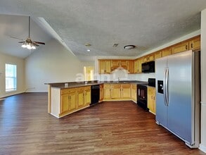 633 Tylertown Rd in Clarksville, TN - Building Photo - Building Photo