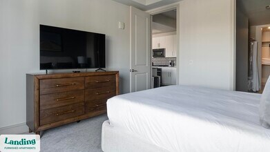 1414 Wood Hollow Dr, Unit 1-552 in Houston, TX - Foto de edificio - Building Photo