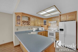 180 Obsidian Ct in Vallejo, CA - Building Photo - Building Photo