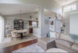 1200 Wilstone Ct in Columbus, OH - Building Photo - Building Photo