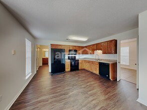 2491 Hunters Pointe Dr in Southaven, MS - Building Photo - Building Photo