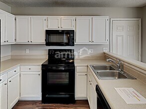 1020 Ridgefield Cir in Indian Trail, NC - Building Photo - Building Photo