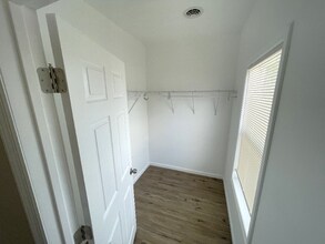 1222 6th Ave in Watervliet, NY - Foto de edificio - Building Photo