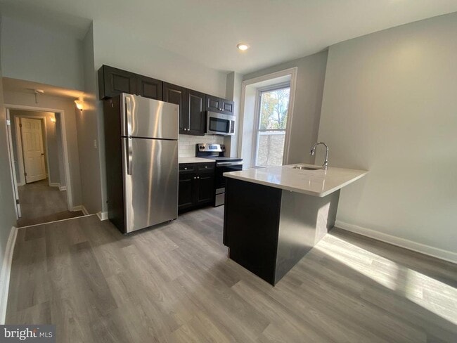 property at 21 E Price St