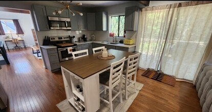 9116 Idlewild Dr in Tobyhanna, PA - Building Photo - Building Photo