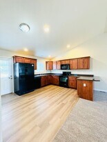 926 Delphinus Pl in Loveland, CO - Building Photo