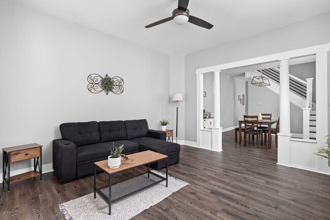 property at 42 S Holmes Ave