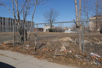 Rosa Parks Apartments in Paterson, NJ - Building Photo - Building Photo