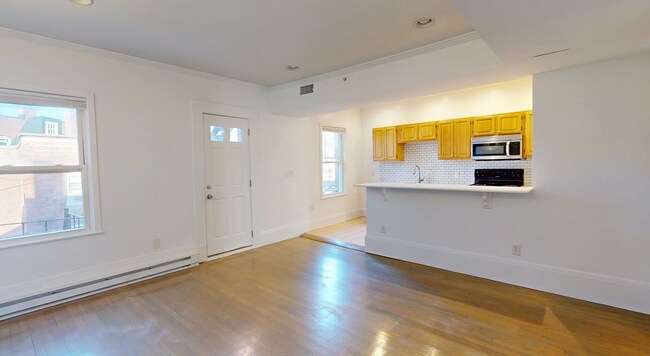 1400 Beacon St, Unit 3 in Brookline, MA - Building Photo - Building Photo