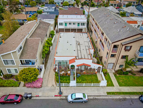 757 Redondo Ave in Long Beach, CA - Building Photo - Building Photo