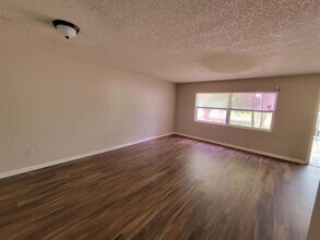 500 N Mars Ave in Clearwater, FL - Building Photo - Building Photo