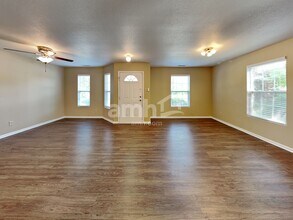 10127 Cumberland Pointe Blvd in Noblesville, IN - Building Photo - Building Photo