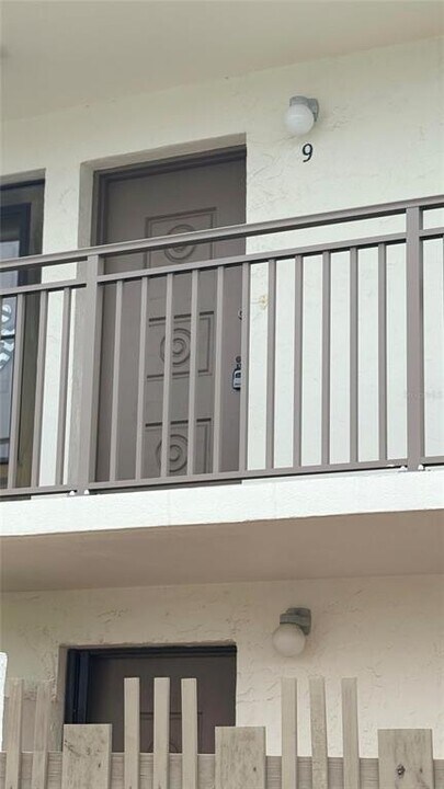 190 Paradise Blvd in Melbourne, FL - Building Photo