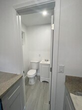 7540 NE 3rd Ct, Unit 7540 in Miami, FL - Foto de edificio - Building Photo
