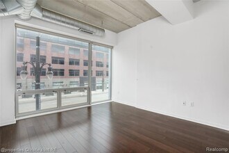 3670 Woodward Ave in Detroit, MI - Building Photo - Building Photo