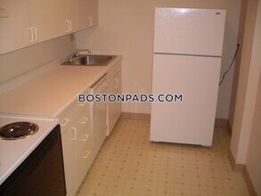 66 Homer Ave in Cambridge, MA - Building Photo - Building Photo