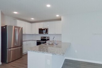 8661 SW 43rd Ter in Ocala, FL - Building Photo - Building Photo