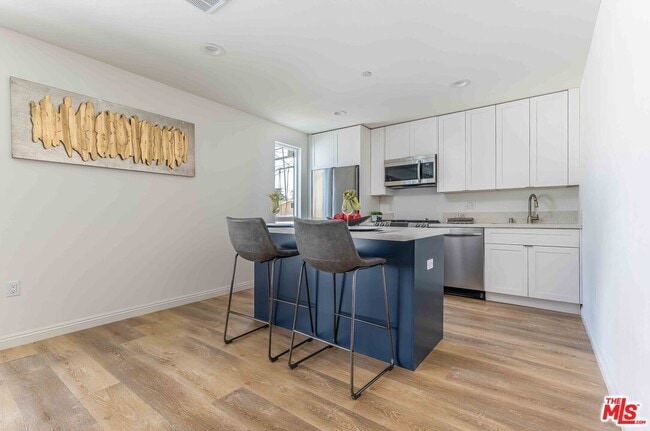 815 N Kingsley Dr in Los Angeles, CA - Building Photo - Building Photo