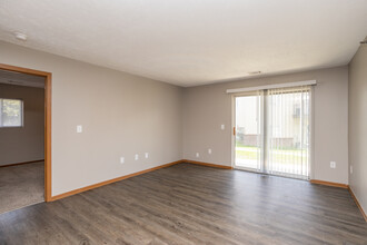 Northridge in Gretna, NE - Foto de edificio - Interior Photo