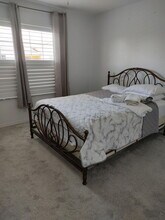 122 SW Peacock Blvd in Port St. Lucie, FL - Building Photo - Building Photo