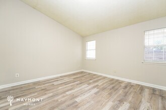 1099 Old Saybrook Ct in Stone Mountain, GA - Building Photo - Building Photo