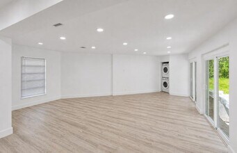 12845 NW 2nd Ave in North Miami, FL - Building Photo - Building Photo