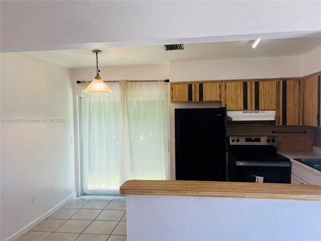 4680 SW 29th Terrace in Fort Lauderdale, FL - Building Photo - Building Photo