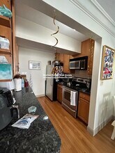 108 Peterborough St, Unit 5A in Boston, MA - Building Photo - Building Photo