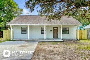 1920 14th Ave S, Unit 4103 in St. Petersburg, FL - Building Photo