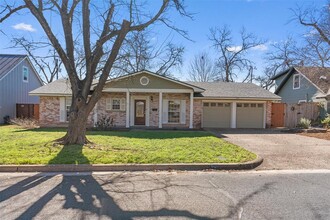 1809 Burbank St in Austin, TX - Building Photo - Building Photo