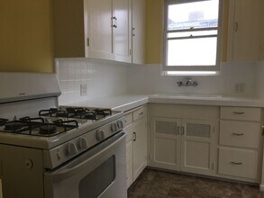 4054 Goldfinch St in San Diego, CA - Building Photo - Building Photo
