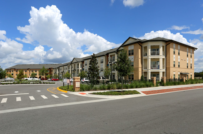 Park Place Oviedo in Oviedo, FL - Building Photo - Building Photo