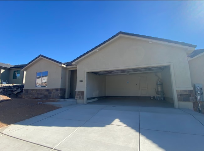 property at 1541 W 470 N