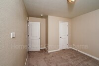 960 Clover Cir photo'