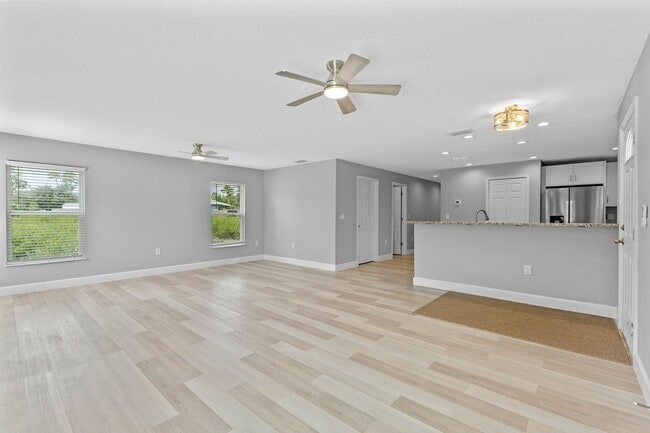 2930 Alatka Ln in Deltona, FL - Building Photo - Building Photo