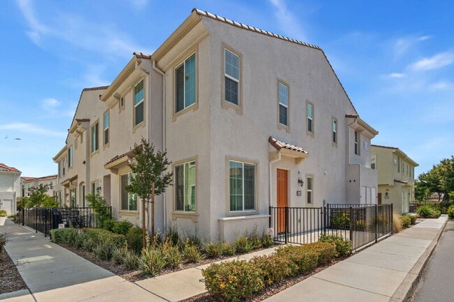 property at 5301 E Commerce Way