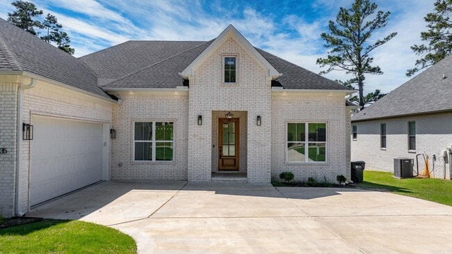 5435 Lost Canyon Dr in Conway, AR - Building Photo - Building Photo