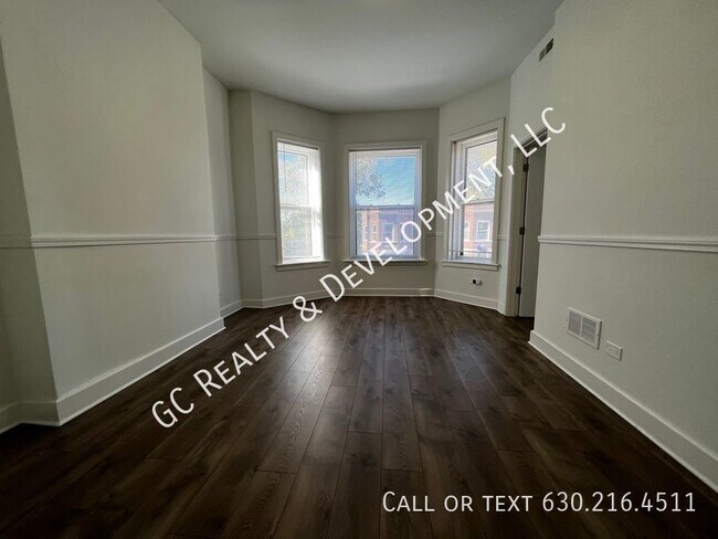 6401 S Eberhart Ave in Chicago, IL - Building Photo - Building Photo