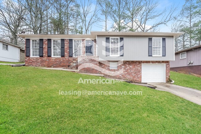 property at 1657 Azalea Dr