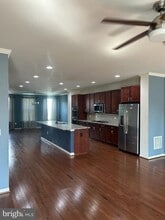 21517 Willow Breeze Sq in Ashburn, VA - Building Photo - Building Photo