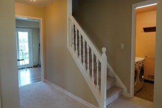 4415 Fox Hill Dr in Sterling Heights, MI - Building Photo - Building Photo