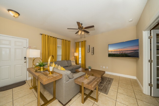 205 E Kirby St in Tampa, FL - Building Photo - Building Photo
