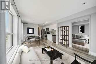 1255 Bayly St in Pickering, ON - Building Photo - Building Photo